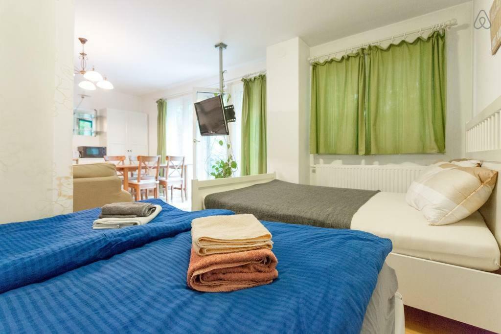 Relaxing Terrace Apartment In Lively Area Vienne Extérieur photo